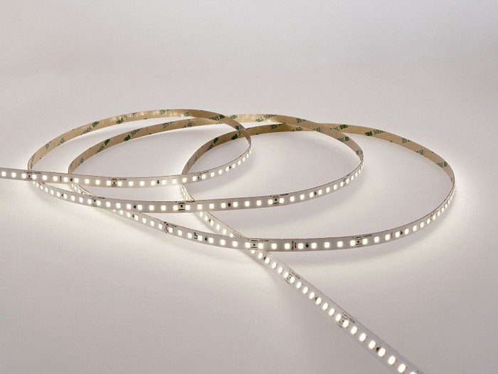 Светодиодная лента LEDS POWER 2835 128/м (12Вт/м) 24В нейтральная, серия ПРО125